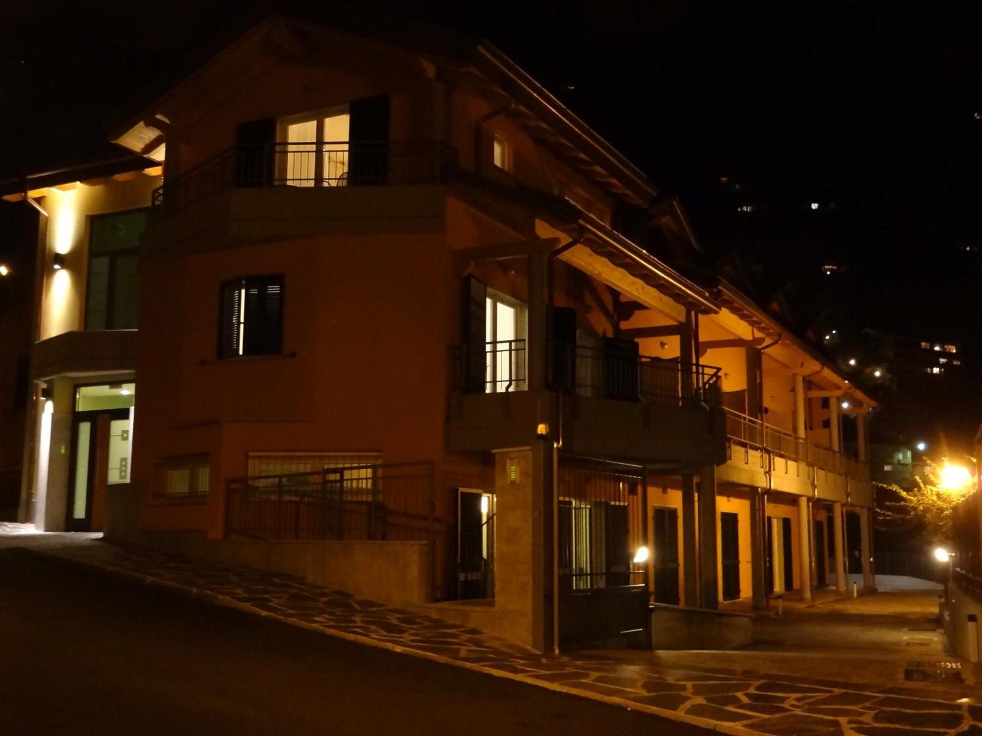 Helianthus Residence Cannero Riviera Luaran gambar