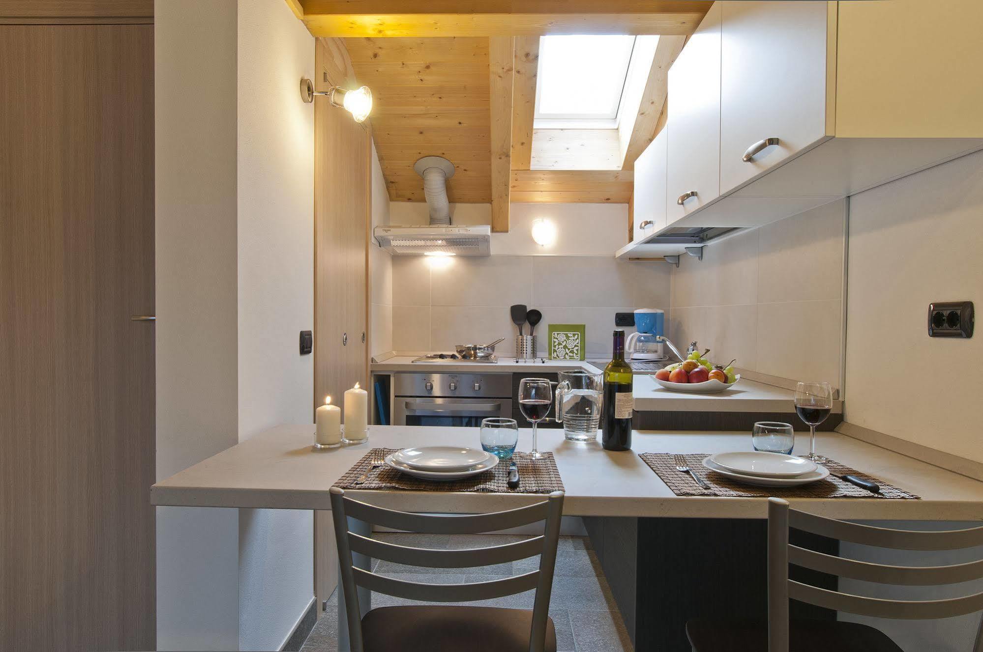 Helianthus Residence Cannero Riviera Luaran gambar
