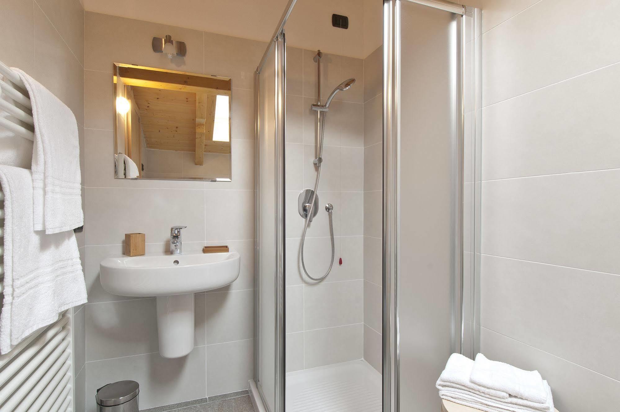 Helianthus Residence Cannero Riviera Luaran gambar