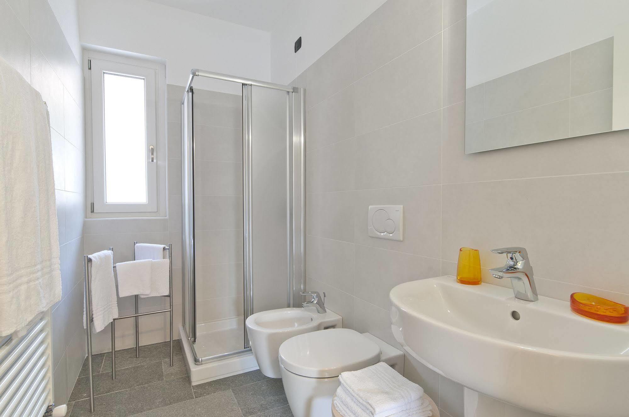 Helianthus Residence Cannero Riviera Luaran gambar